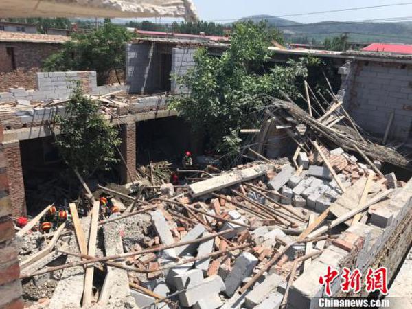 濟南一在建民房發(fā)生坍塌事故 造成6死4傷